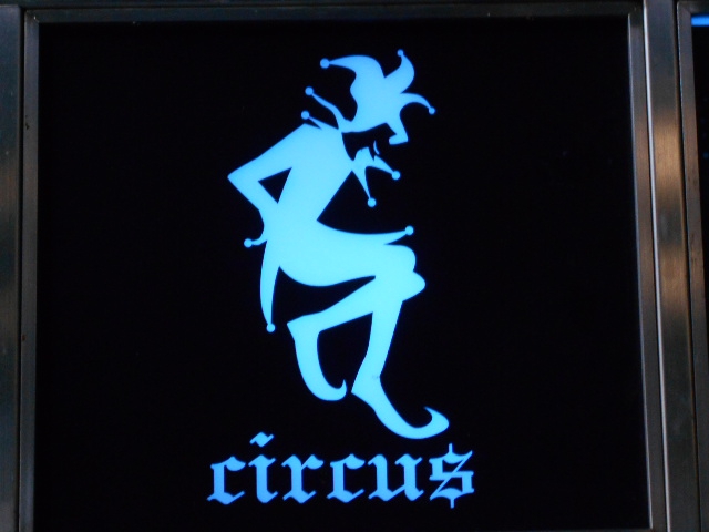 circus  サーカス