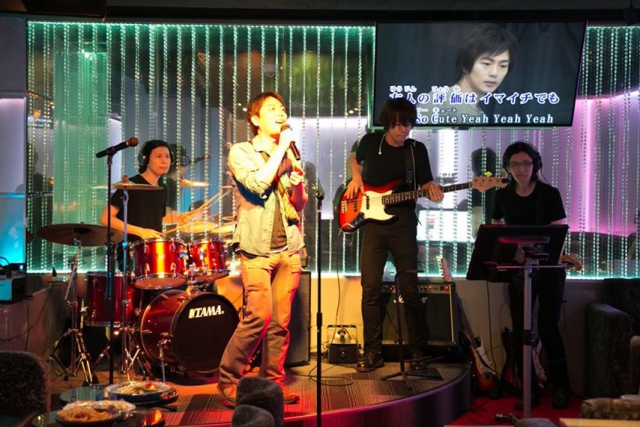 新宿 生バンドカラオケ  STAGE