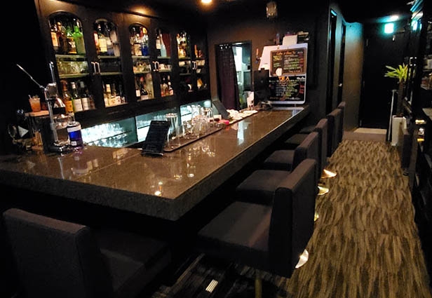 神戸 三宮 バー ハイアート Bar HEAIRT