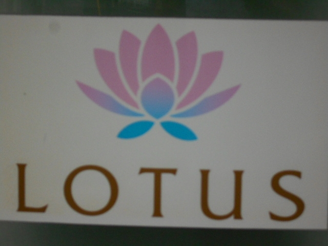 岡山 スナック LOTUS