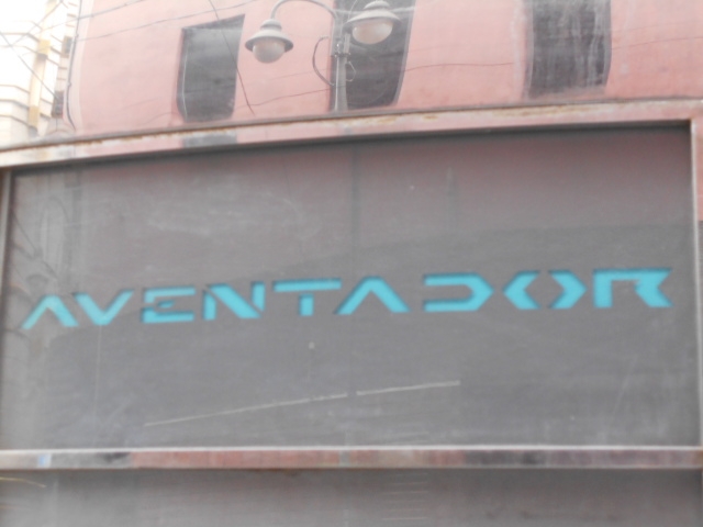 博多 中洲 AVENTADOR