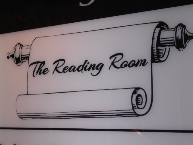 神戸 三宮 The Reading Room