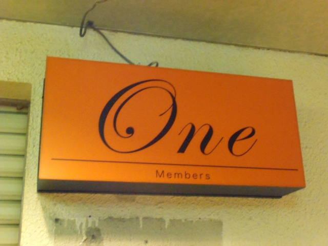 神戸 三宮 スナック One