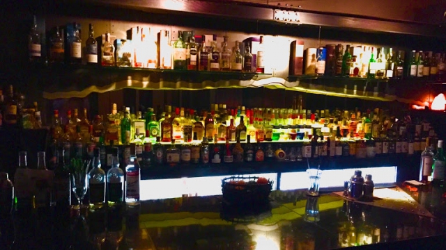 モズ・バー（ＭＯＺＺ・ＢＡＲ）