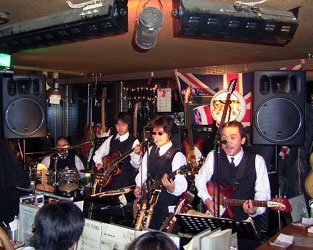 ビートルズ専門のライブ バットルズ