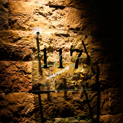 Salon de Bar 117.