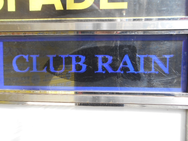 CLUB RAIN