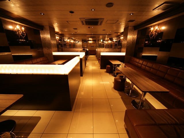 NEW CLUB Avalon・アヴァロン