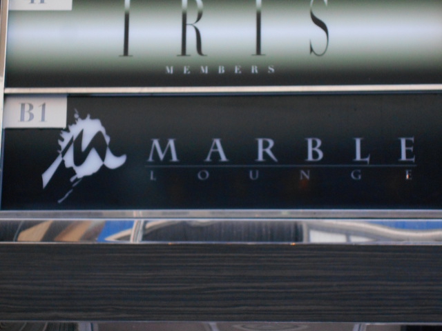 ラウンジ MARBLE
