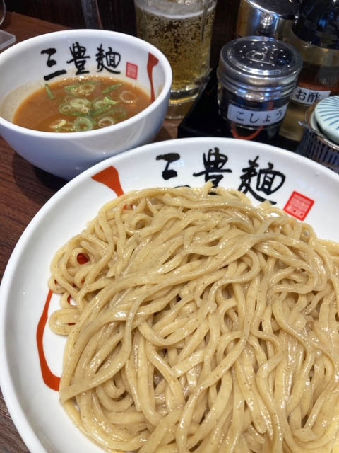 神戸 三宮のスナックで楽しんだ後のシメは、三豊麺 真！