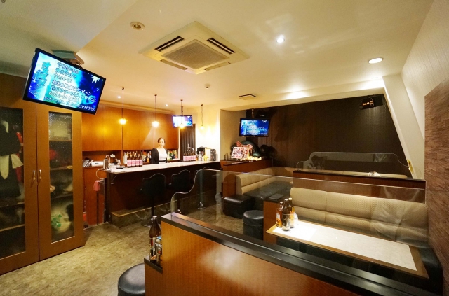 Snack & bar ピーチパイ