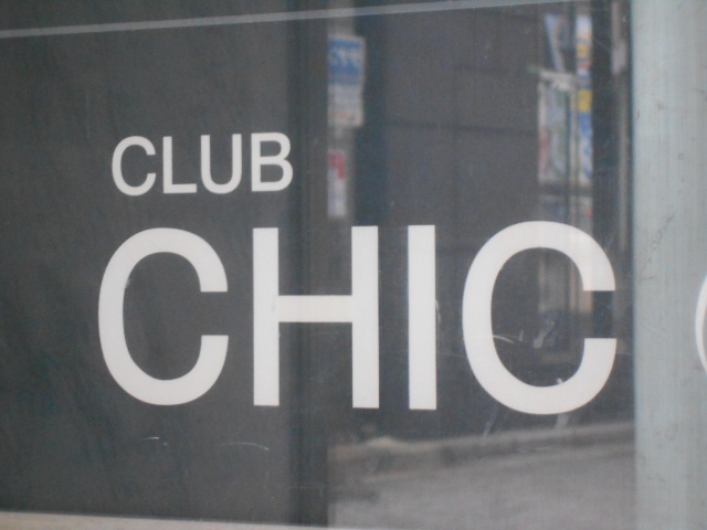 CLUB CHIC