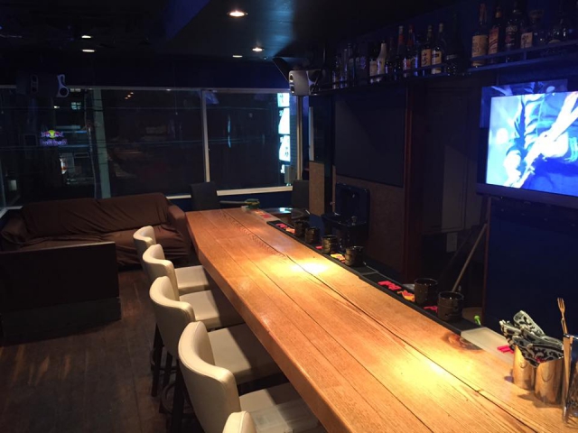 静岡 カラオケバーMUGEN