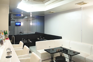 PUB CLUB ぶらんか