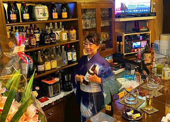 横浜 関内 スナック 毱屋 -まりや-