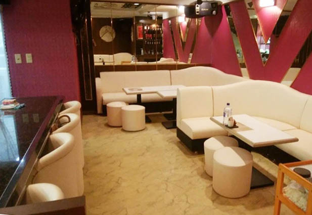 那覇 松山 ラウンジ 翔