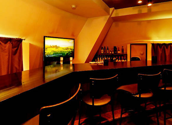 静岡 カウンタースナック Rosso