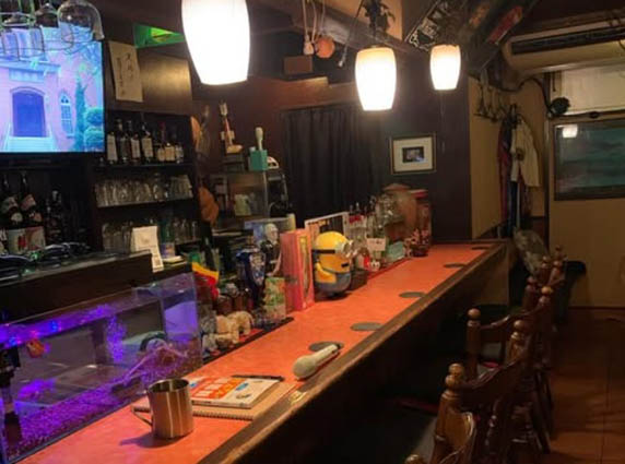 岡山 カラオケバー チャイズ