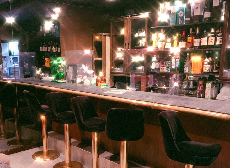 新宿 スナック めぐ SNACK MEGU