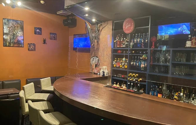 新宿 歌舞伎町 スナック gekkou～月光