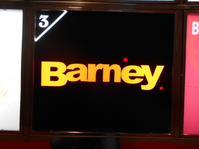 関内 カウンタースナック Barney バーニー