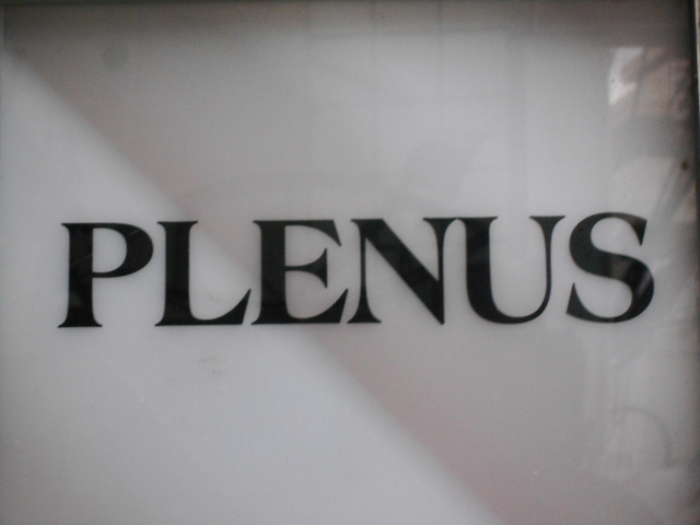 神戸 三宮 スナック PLENUS