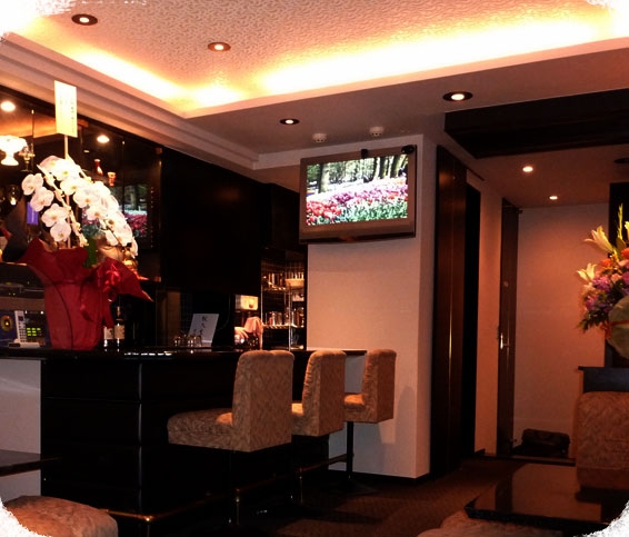 京都祇園ナイトラウンジ花族（ハナゾク）