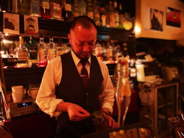 Bar 雨