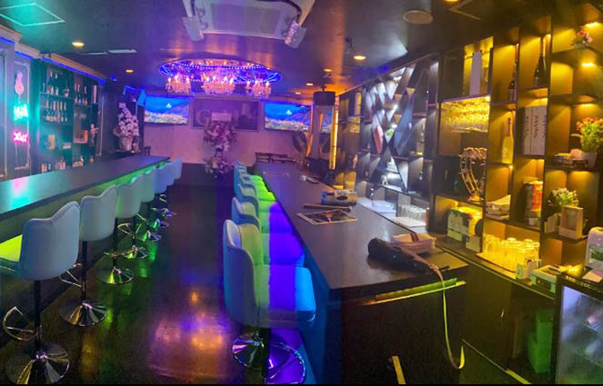 上野 ベトナム Dining Bar Gold ゴールド