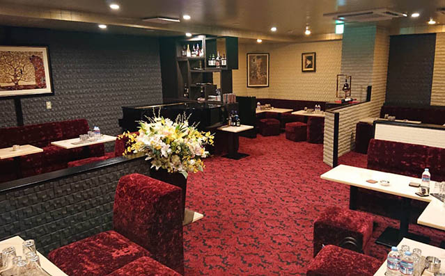 大宮 会員制ラウンジトレビノ