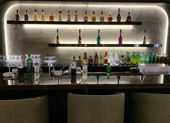 ラウンジ ゆり クレバワカル