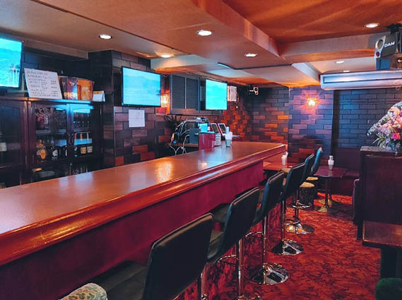 新宿 カラオケバー みっちゃら