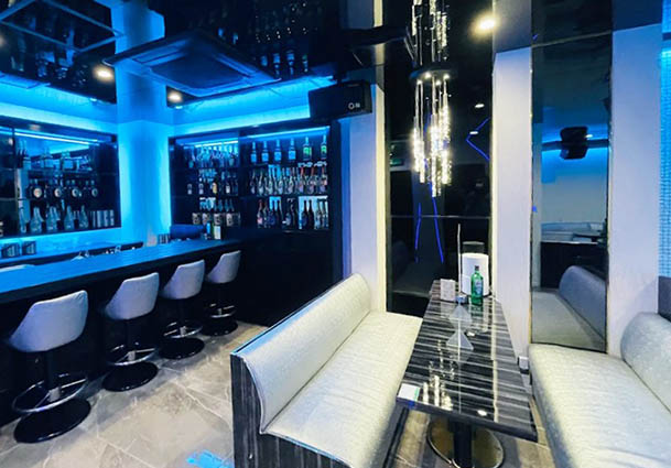 赤羽 Paramount 百楽門クラブ