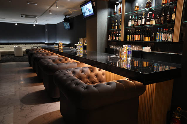 LunaR（ルナール）那覇松山店