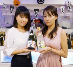 多喜子ママ（姉）＆麻里亜ちゃん（妹）：姉妹